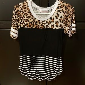 NWOT no boundaries short sleeve top size s(3-5)